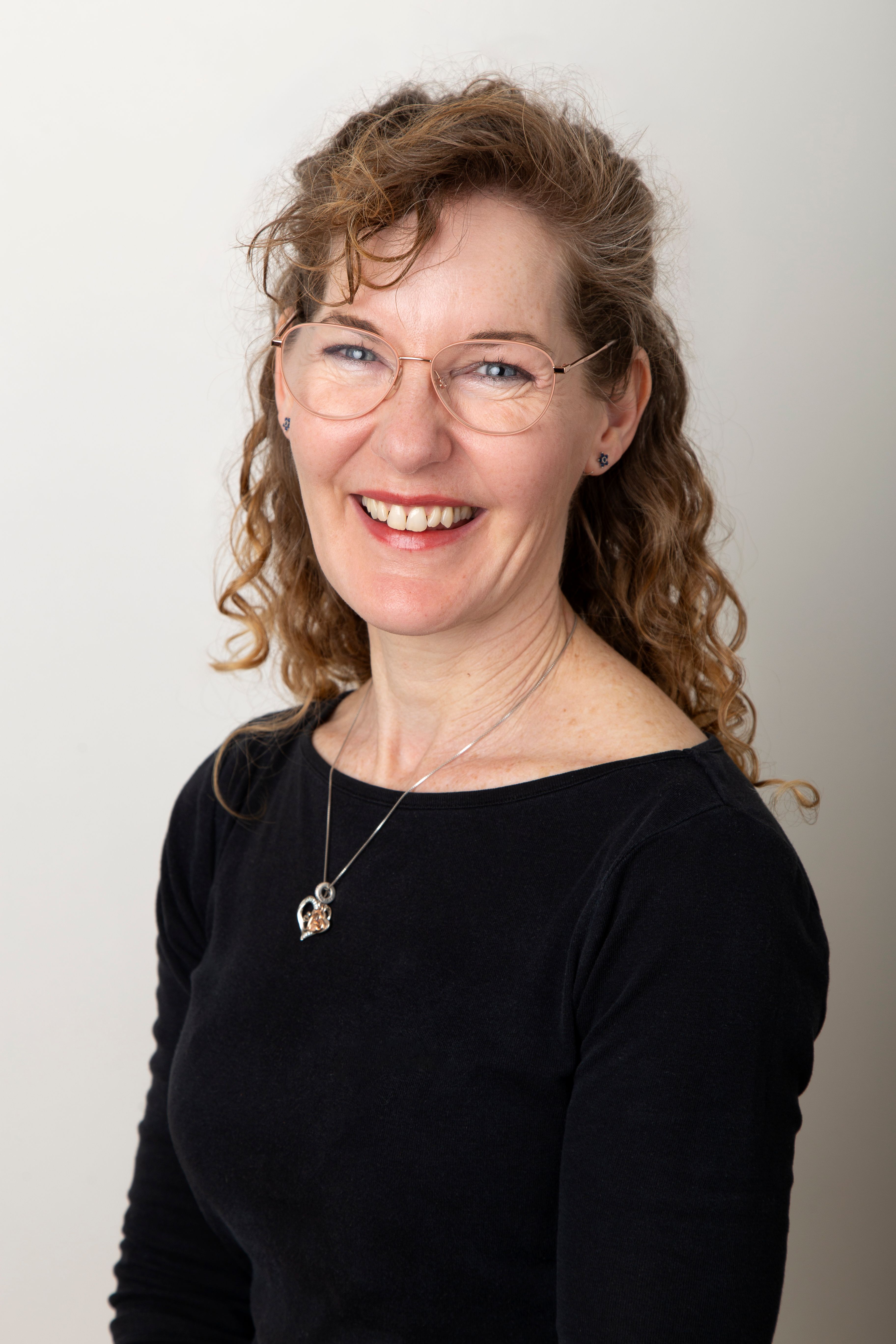 Tracey Dennison RGN, MSc, PgDip(Aes), ANP, INP, LMCA BSLM